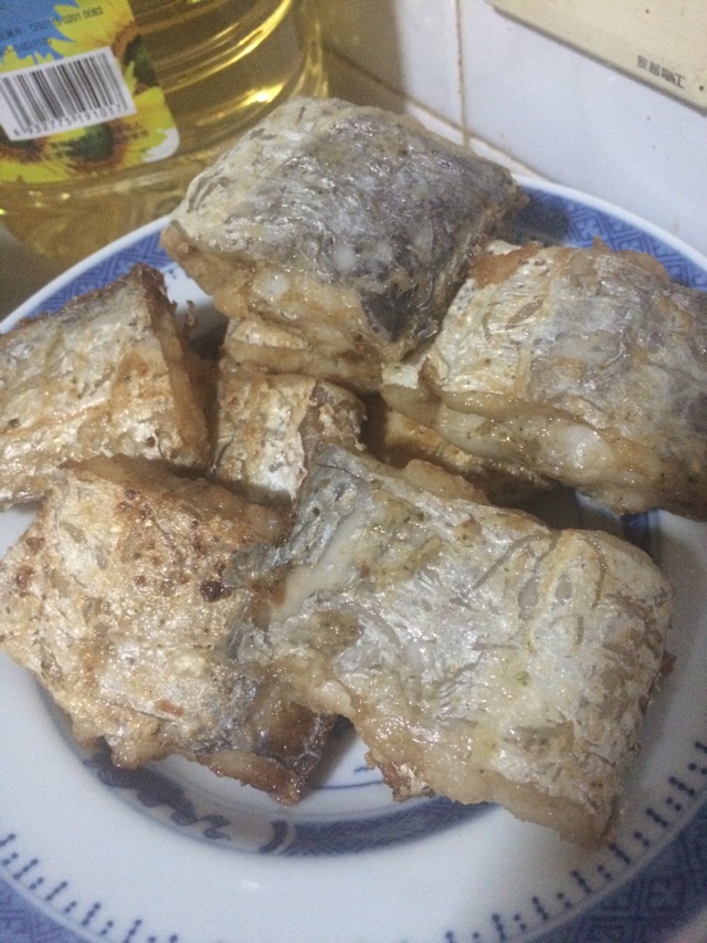 柠檬香茄汁带鱼。的做法图解4
