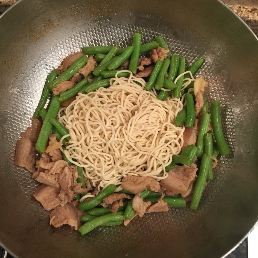 四季豆焖面的做法图解9