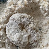 #餐桌上的春日限定#凤梨咕咾虾的做法图解3