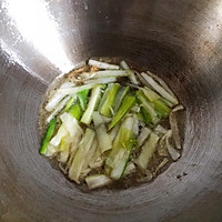 5分钟快手懒人蔬菜葱油汤面的做法图解3