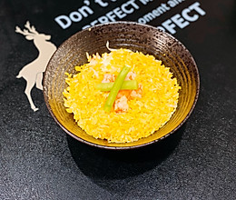 黄金鲜虾蛋炒饭的做法