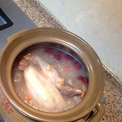 韩式人参鸡汤