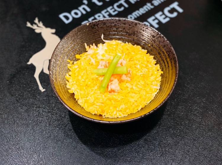 黄金鲜虾蛋炒饭的做法