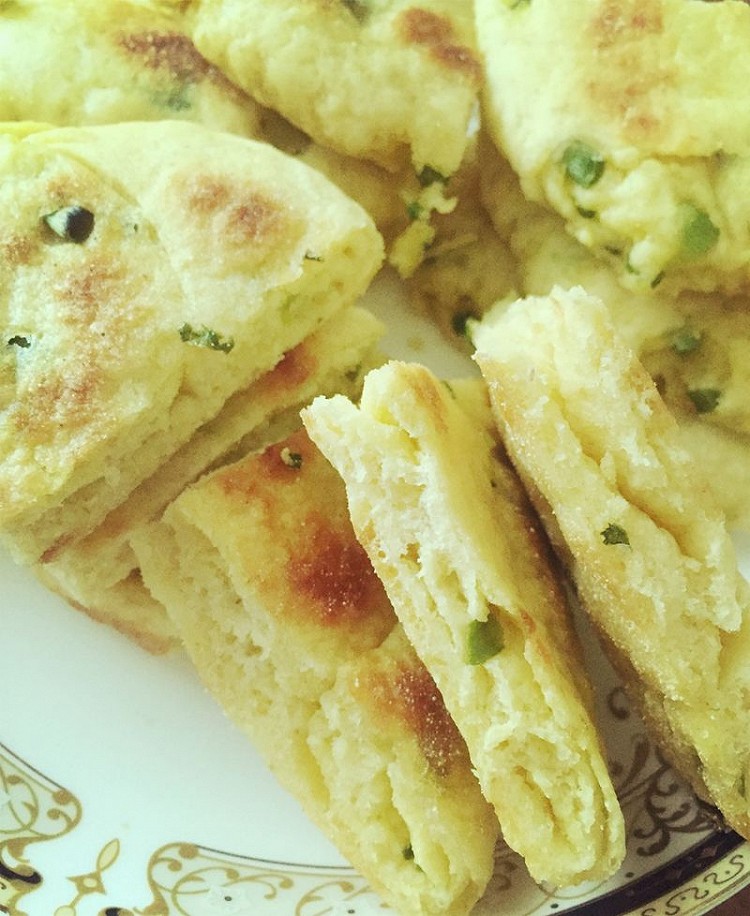 发面葱油饼的做法