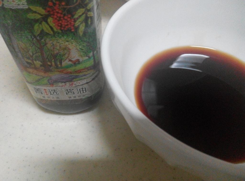 香脆花生—菁选酱油试用菜谱的做法图解1