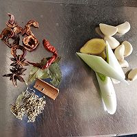 红焖羊排-啤酒羊排的做法图解3