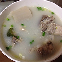 秋葵莲藕排骨汤的做法图解5