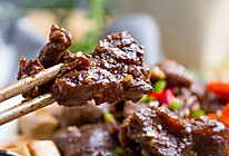 鲜蔬猪蹄汤配黑椒牛肉的做法