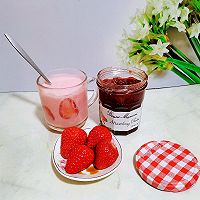 #蓓妮妈妈美味#草莓酸奶的做法图解8