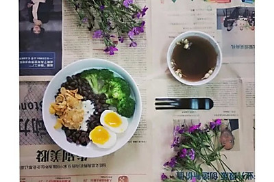 鸡蛋红豆椰花菜汤