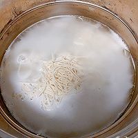 番茄鸡蛋炒面的做法图解2