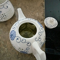 冰晶蓝莓茶的做法图解3