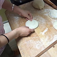 电饼铛做猪肉牛肉馅饼的做法图解6