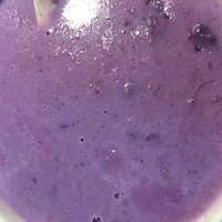 牛奶紫薯燕麦粥的做法图解1