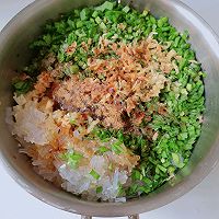 豆腐虾皮粉丝馅饼的做法图解1