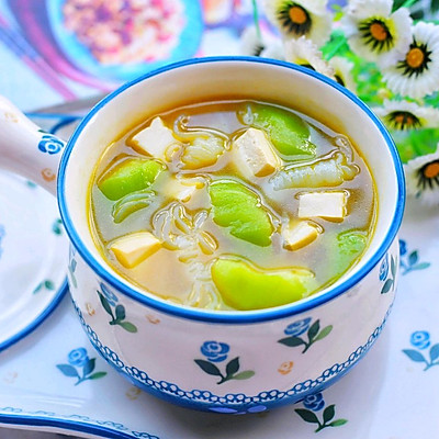 丝瓜魔芋豆腐汤
