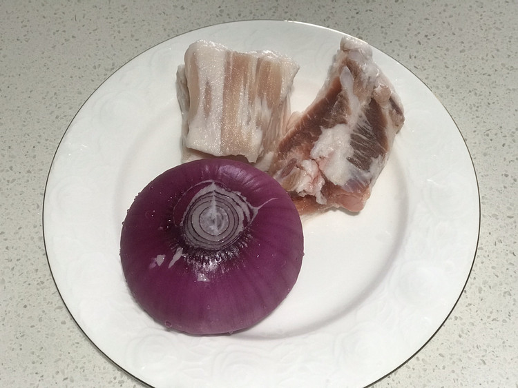 洋葱炒肉丝的做法