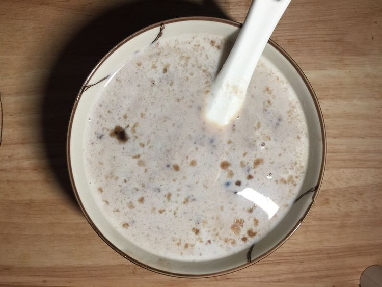 红豆莲子牛奶粥的做法