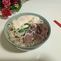 牛肉鸡蛋面#鲜香滋味，搞定萌娃#的做法图解7