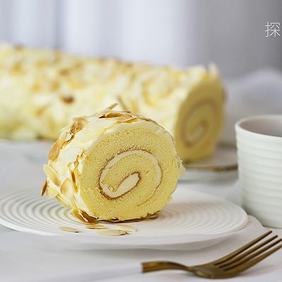 咸奶油杏仁蛋糕卷
