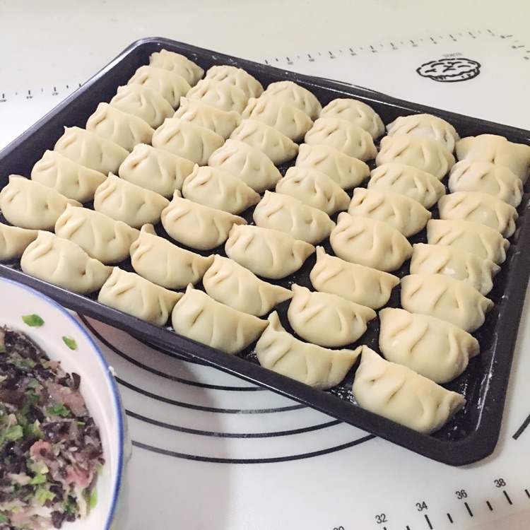 虾油四鲜饺子（附：饺子皮薄而有韧做法）的做法图解16