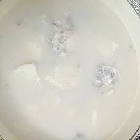 鲫鱼山药汤的做法图解6