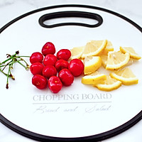 #夏日撩人滋味#玫瑰水果小种红茶的做法图解3