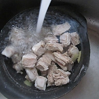 羊肉白萝卜汤的做法图解2