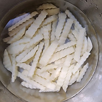 #黄河路美食#非油炸狼牙土豆的做法图解2