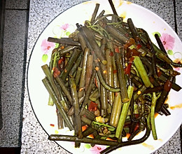 素炒蕨菜的做法