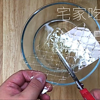 抹茶雪山奶冻，入口轻柔嫩滑，浓郁抹茶香味，清爽不腻而又美味。的做法图解1