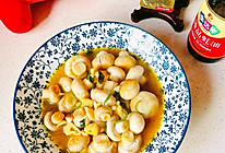 #一口新年味，全家享佳味#黄蚝油蒜香白蘑菇的做法