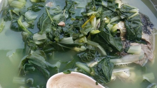 鲫鱼白菜汤的做法
