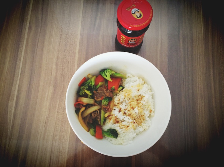 极简风味小牛饭
