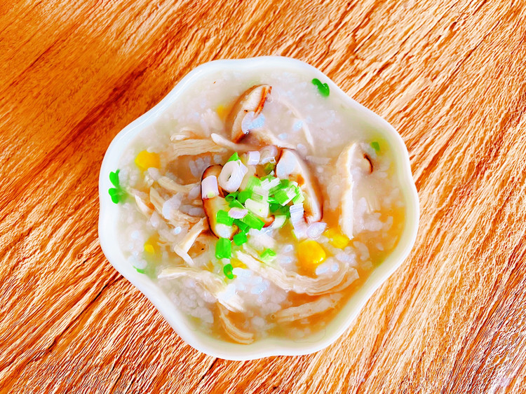 香菇鸡丝粥的做法