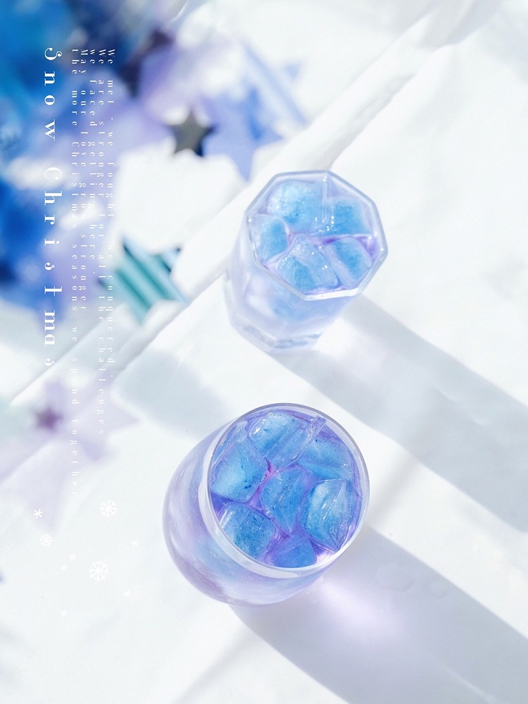 蓝白冰雪世界的做法