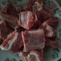 原汁原味的糯米蒸排骨的做法图解1