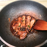 外焦里嫩的快手糖醋排骨的做法图解7