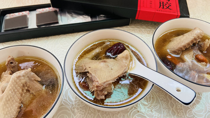 阿胶煲鸽子～补血好喝