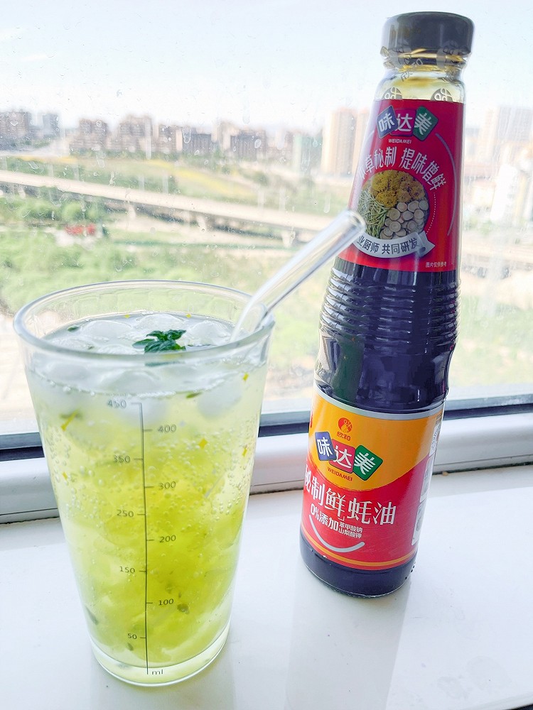 #名厨汁味正当夏葡萄苹苹气泡水的做法