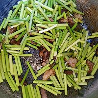 炒蒜苔的做法图解3