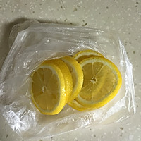 柠檬纸包鱼——柠檬入菜如何不苦的做法图解1