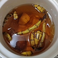 石斛花旗参瘦肉汤的做法图解3