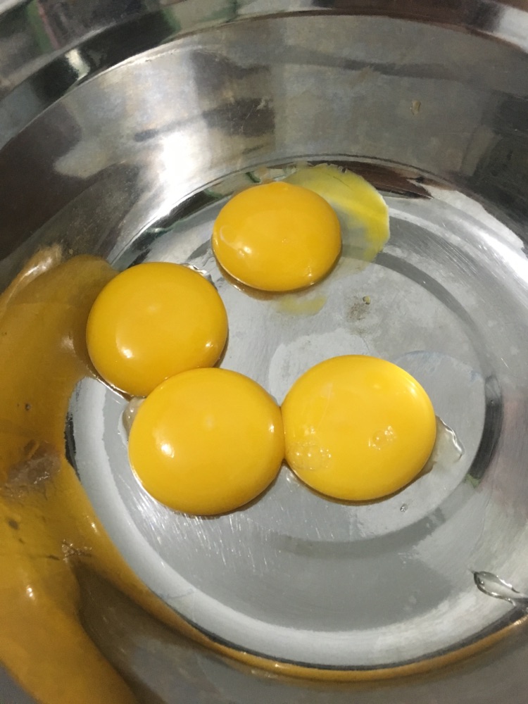 ? 电饭煲蛋糕※的做法图解2