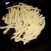 炸薯条的做法图解2