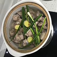 鲜到掉眉毛的玉米排骨汤的做法图解4