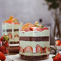 抹茶草莓蛋糕冬日的浪漫甜品的做法图解6