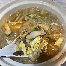 低脂虾仁蘑菇豆腐汤