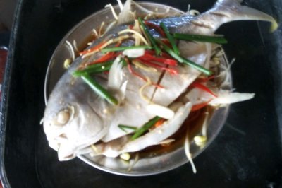 麻辣味清蒸海鱼