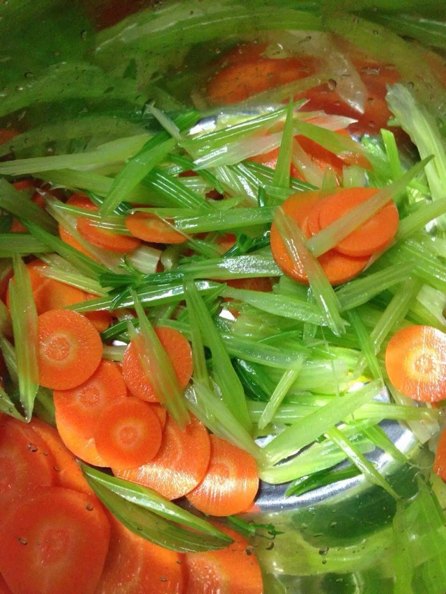 腐竹芹菜豆豆的做法图解4